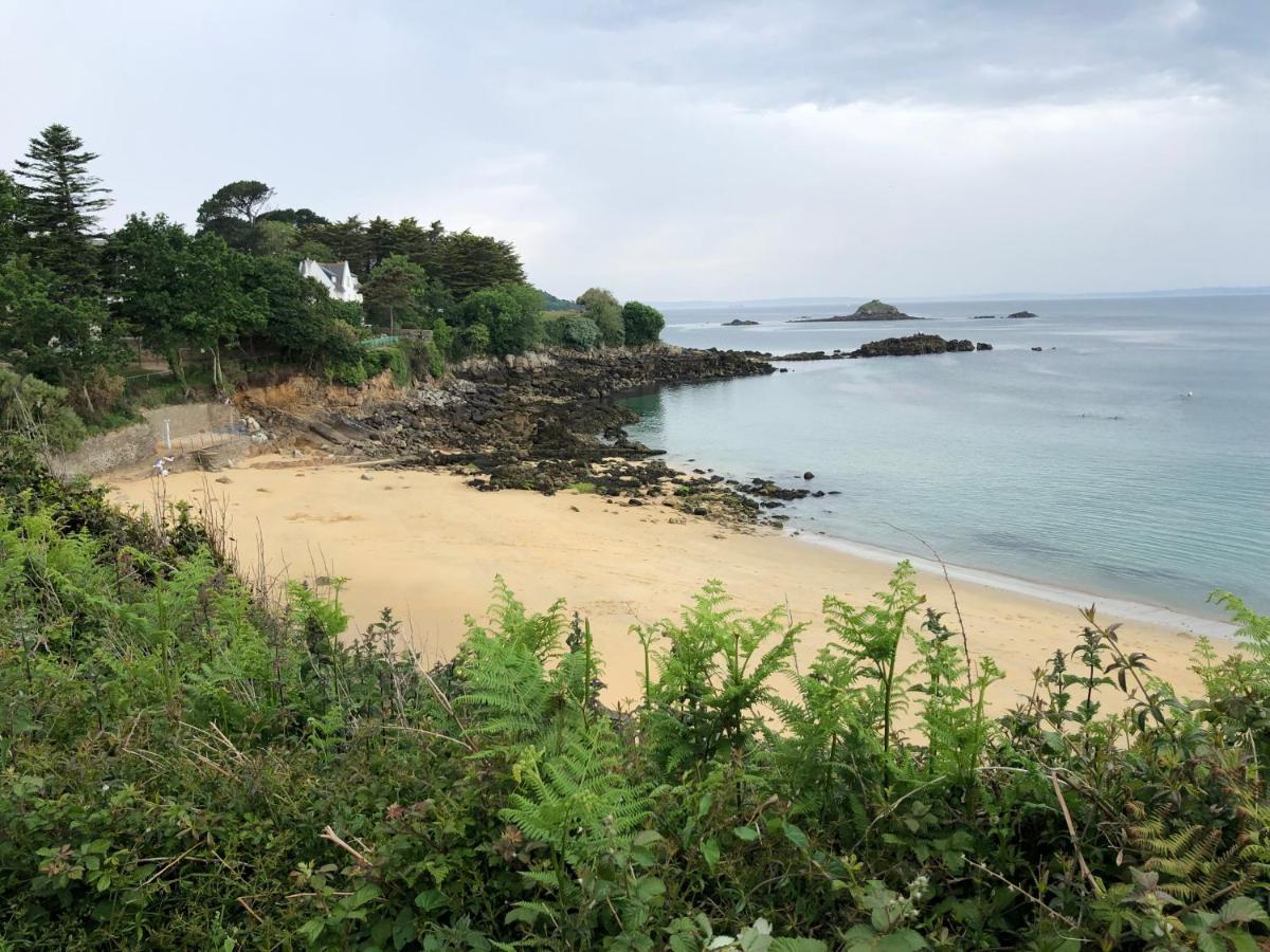 Tres Bel Appartement Vue Mer Avec Piscine Douarnenez Bagian luar foto